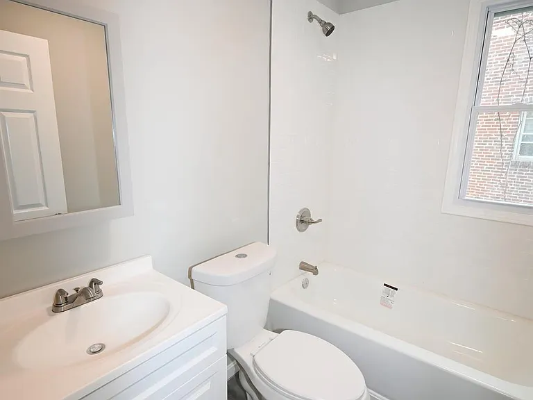 2952 Sollers Point Rd #B — Photo 14