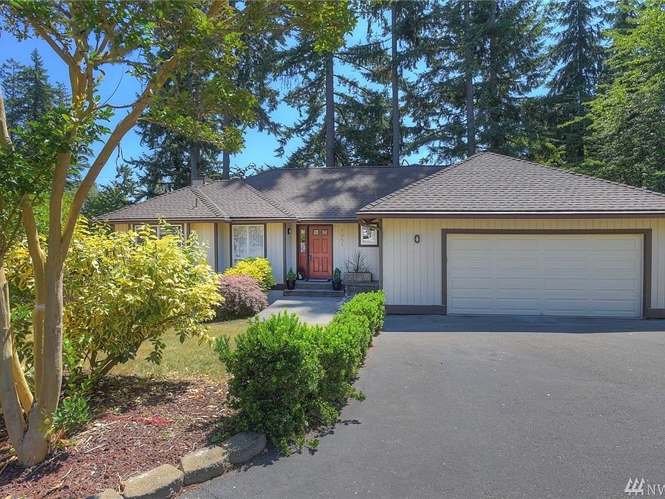 1st image of 2051 Marina Vista Ct NE