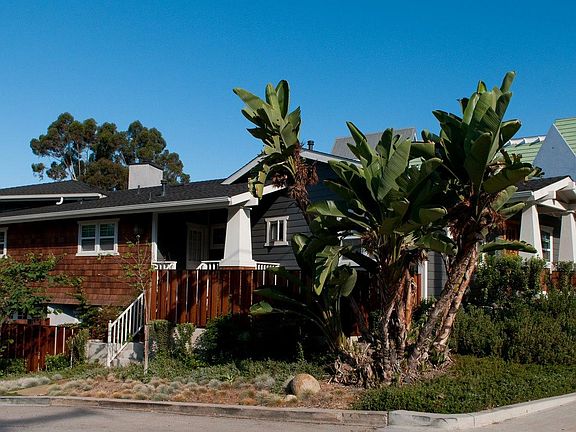 2nd image of 3734 Curlew St