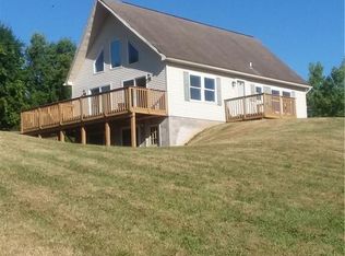 1147 Stafford Rd, Palmyra, NY 14522