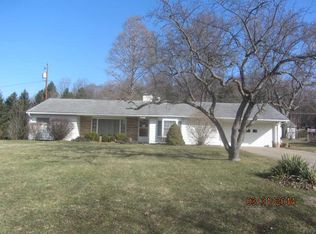 1346 Hillcrest Dr, Lexington, OH 44904