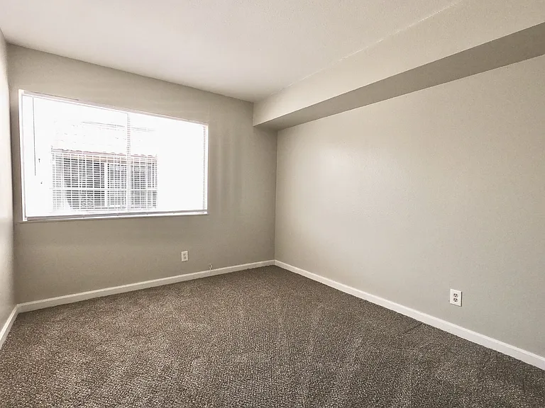 1405 Vegas Valley Dr #298 — Photo 18