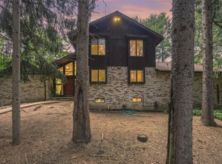 4565 Brookside Rd, Fenton, MI 48430