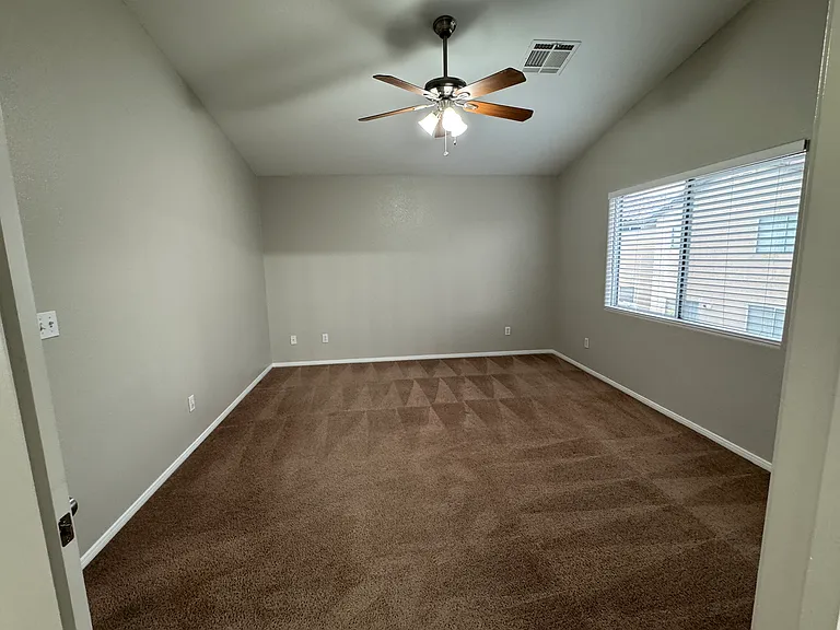 6528 Abbey Door Ct — Photo 10