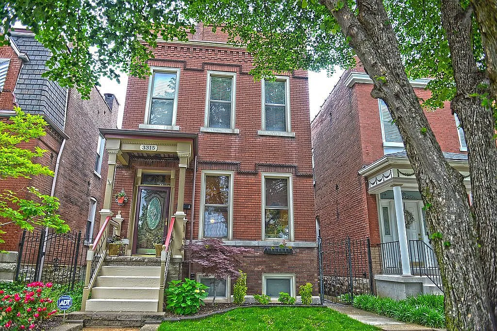 3315 Pestalozzi St photo 1