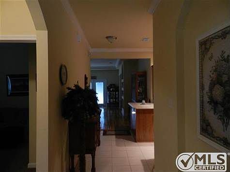 4th image of 81 Covington Cir