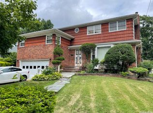 965 Cramer Ct, Baldwin, NY 11510