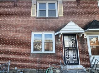 228 Weymouth Rd, Darby, PA 19023