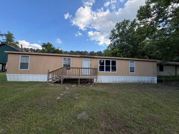 8 Lake View Dr, Huntsville, TX 77320
