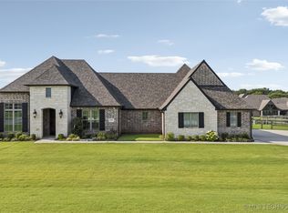 19600 E Slate Dr, Owasso, OK 74055