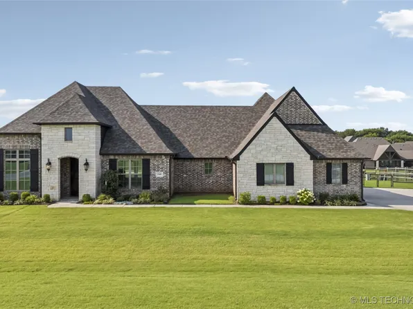 19600 E Slate Dr, Owasso, OK 74055