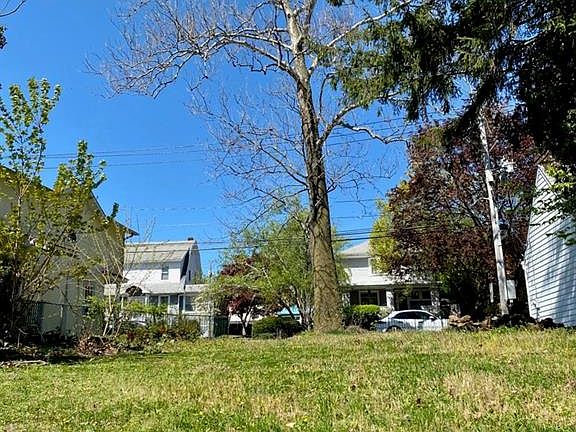 2nd image of 87 Piermont Ave