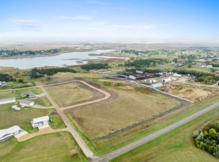 Lakeview Ave, Garrison, ND 58540