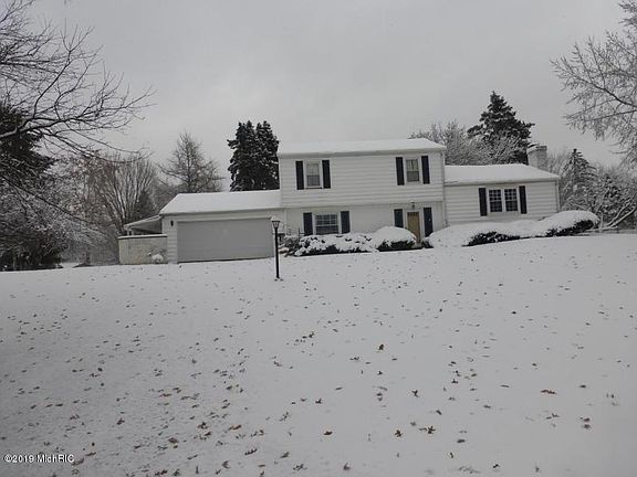 2nd image of 305 Shillelagh Ln