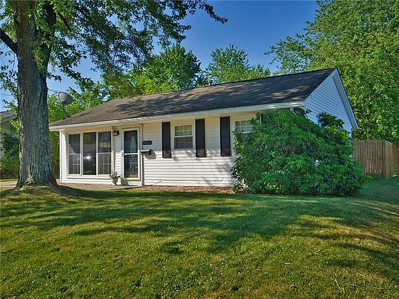 3rd image of 10906 Kelso Dr