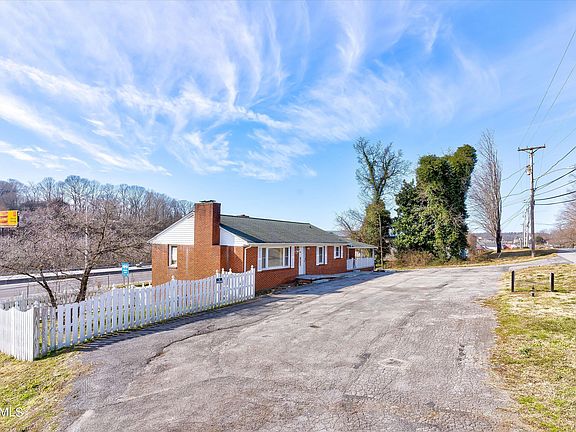 2nd image of 4417 Central Avenue Pike