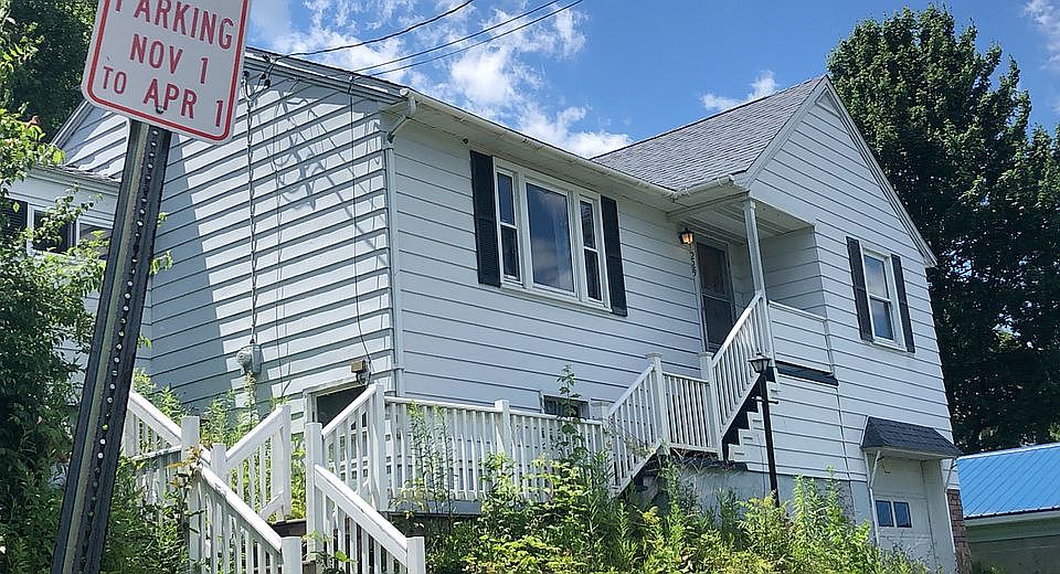 2nd image of 229 Poplar St