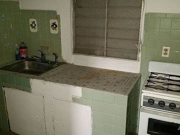 DOMUS Bienes Raíces 787-532-2000 / Bo. Las Cuevas, Trujillo Alto