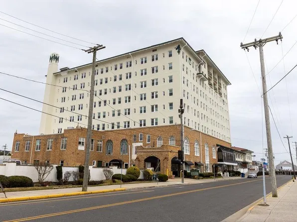 719 11th St #605, Ocean City, NJ 08226