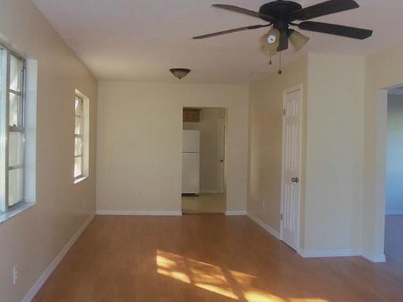 5th image of 4001 W Powhatan Ave
