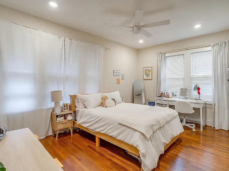 3103 Odessa Ave — Photo 7