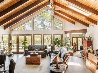 32533 Scandia Dr, Running Springs, CA 92382