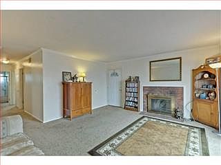 4th image of 3640 Sunset Dr