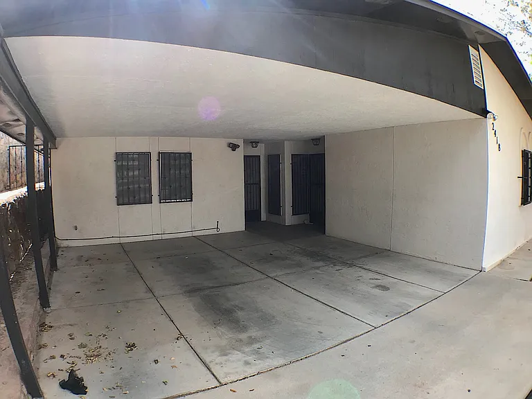 2418 Pittsburg Ave — Photo 3
