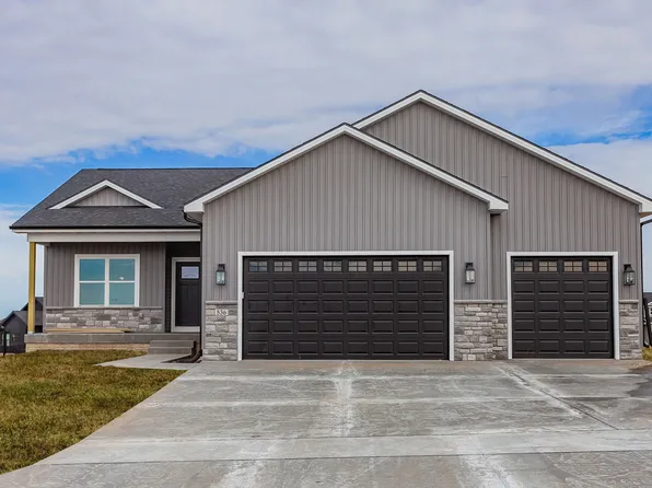 536 W Centennial Dr, Huxley, IA 50124