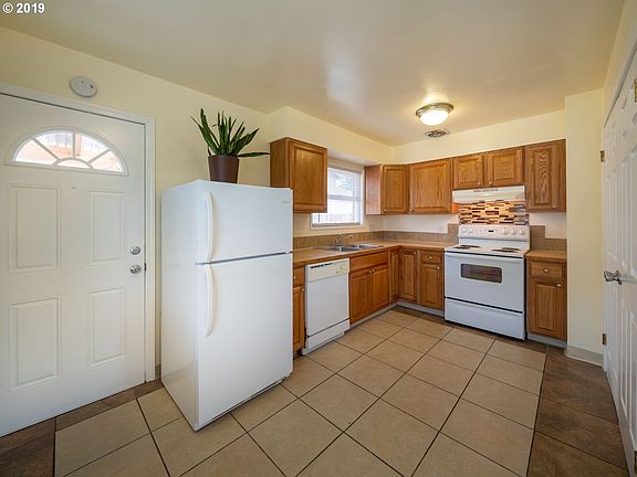 3rd image of 1103 E 29th St
