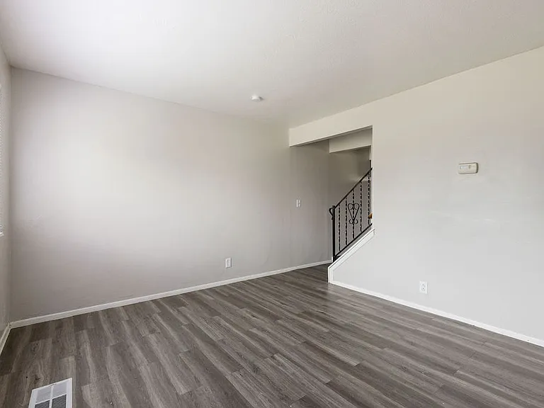 5574 Perkins Rd — Photo 20