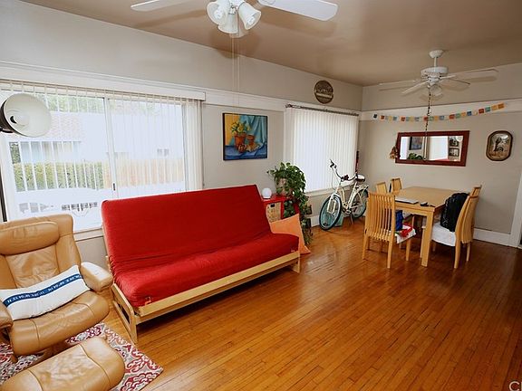 4th image of 134 Glendora Ave