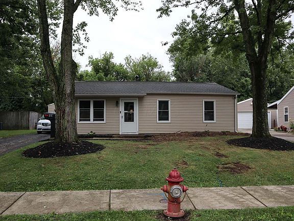 2nd image of 217 Crestview Dr