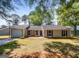 2413 Old Rex Morrow Rd, Ellenwood, GA 30294