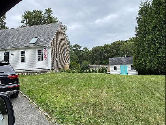 2nd image of 108 Quincy Ave