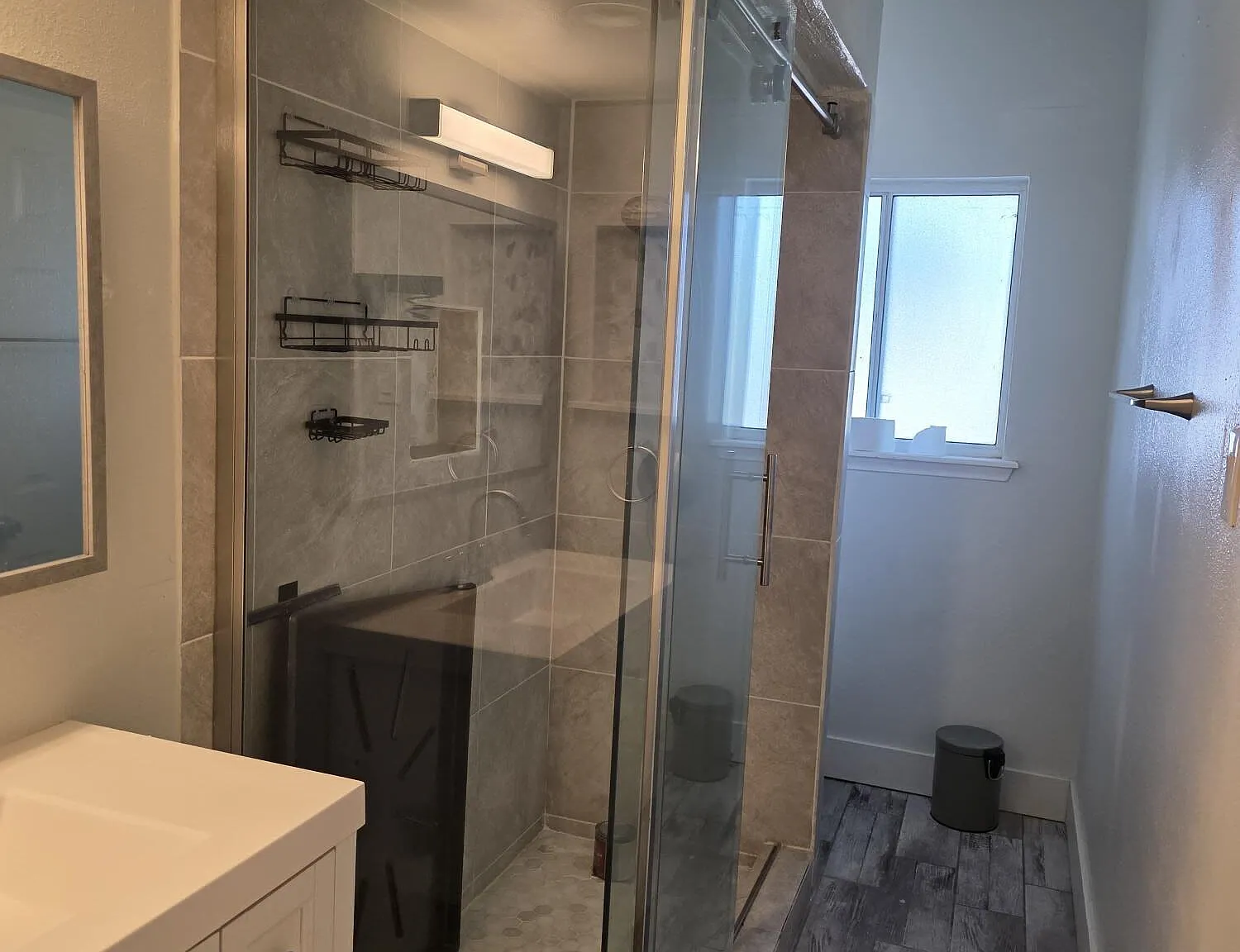 1 bed, 1.0 bath, 704 sqft, $910 — Photo 4