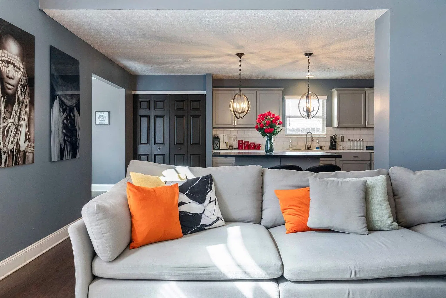 3 bed, 2.0 bath, 1571 sqft, $4,822 — Photo 4