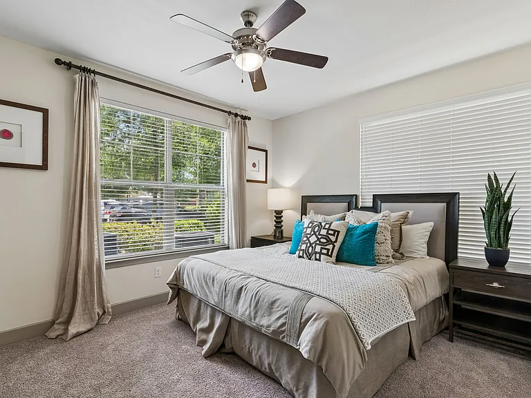 Plantation Park Apartments — Photo 15
