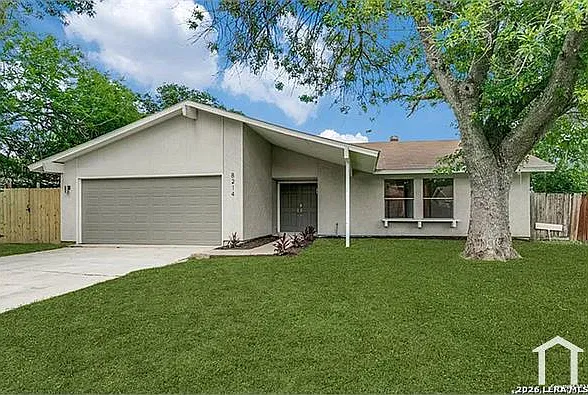8214 Banbury Dr