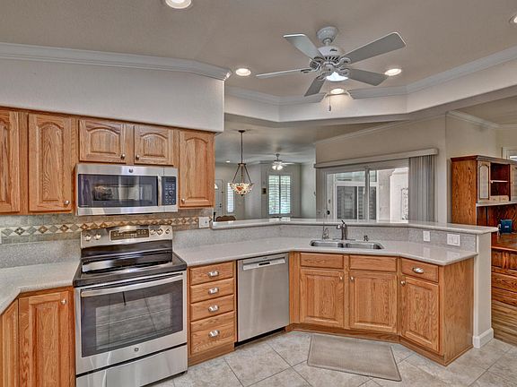 2nd image of 20016 N Greenview Dr