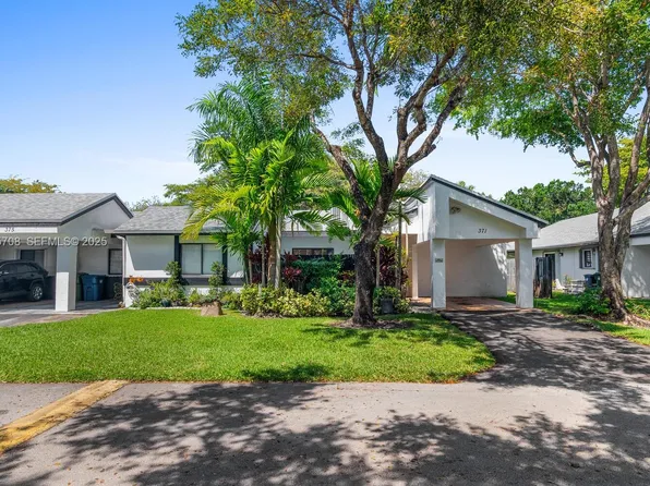 371 Fairway Cir #56, Fort Lauderdale, FL 33326