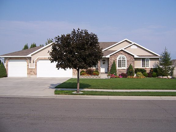 3rd image of 7413 S Regal Hill Dr