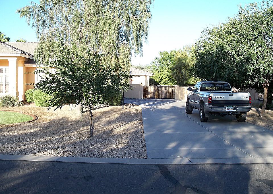 parking for many cars