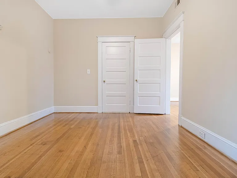 1724 T St NW #23 — Photo 8