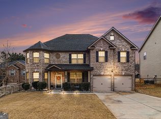 622 Stream Ct, Fairburn, GA 30213