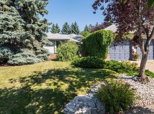 8 Edgemont Point E, Saint Albert, AB T8N5K2
