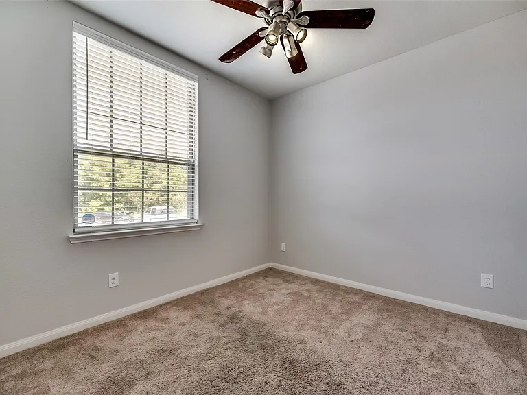 1503 Hill Top Ct — Photo 25