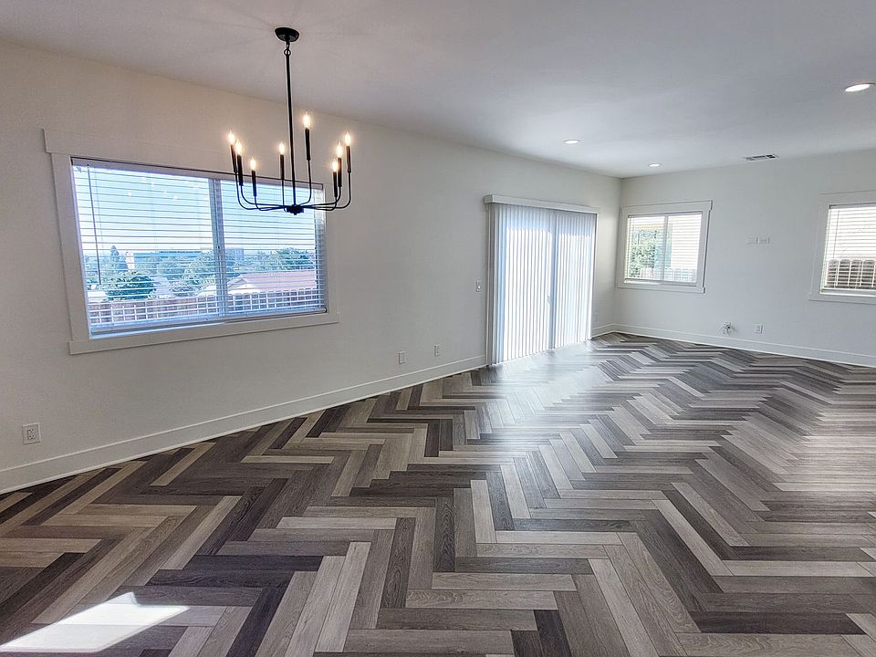 1st image of 13709-11 Franklin St #13711