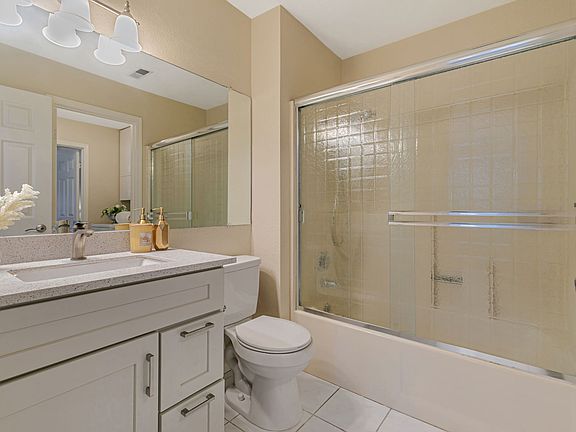 3rd image of 1418 Rocklin Ct