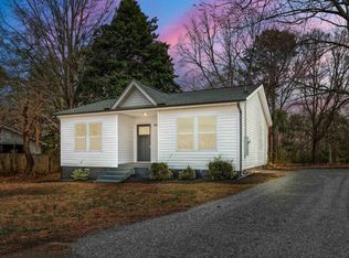 325 Hillcrest Cir, Anderson, SC 29624